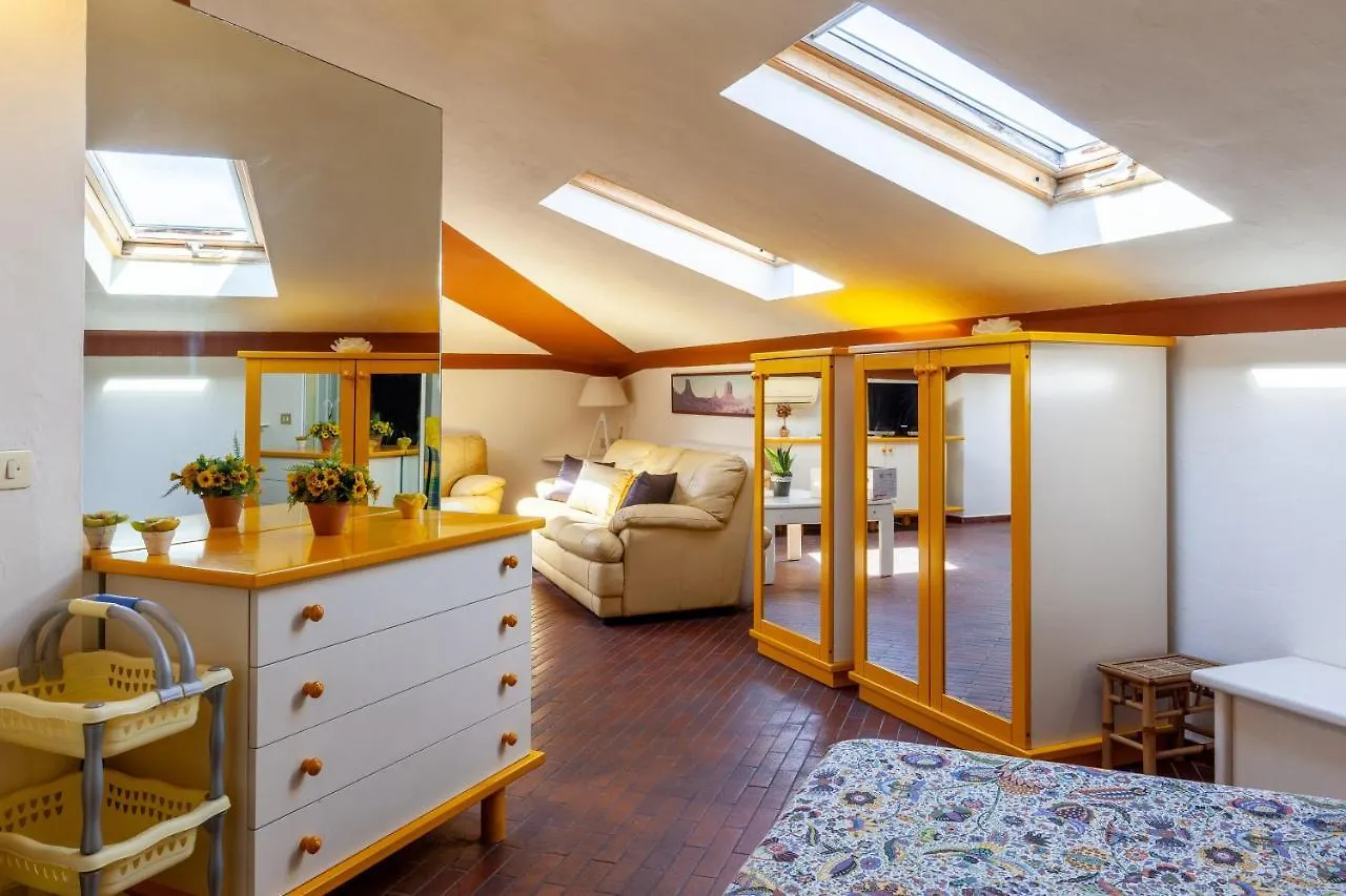 Loft Parallela Lungomare Posto Auto Viareggio Italy