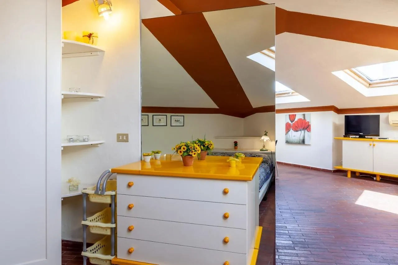 Loft Parallela Lungomare Posto Auto Viareggio Apartmán